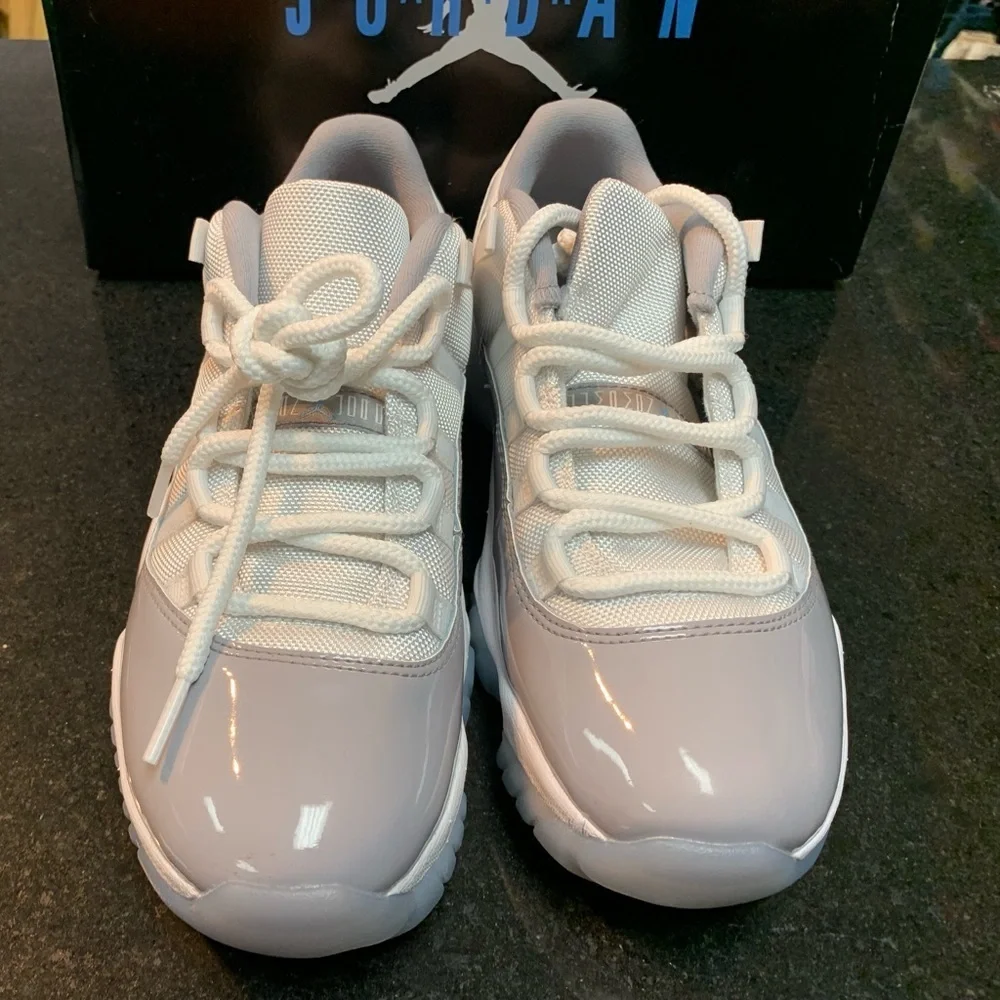 2023 Air Jordan 11 Retro Low 'Cement Grey' Sz 7.5 Nwb